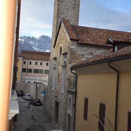 Lägenhet Lupin House Belluno